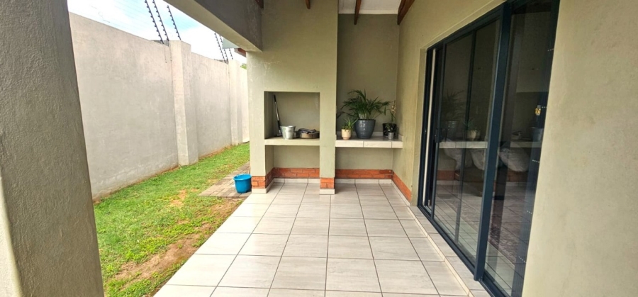 To Let 3 Bedroom Property for Rent in Waterkloof A H North West